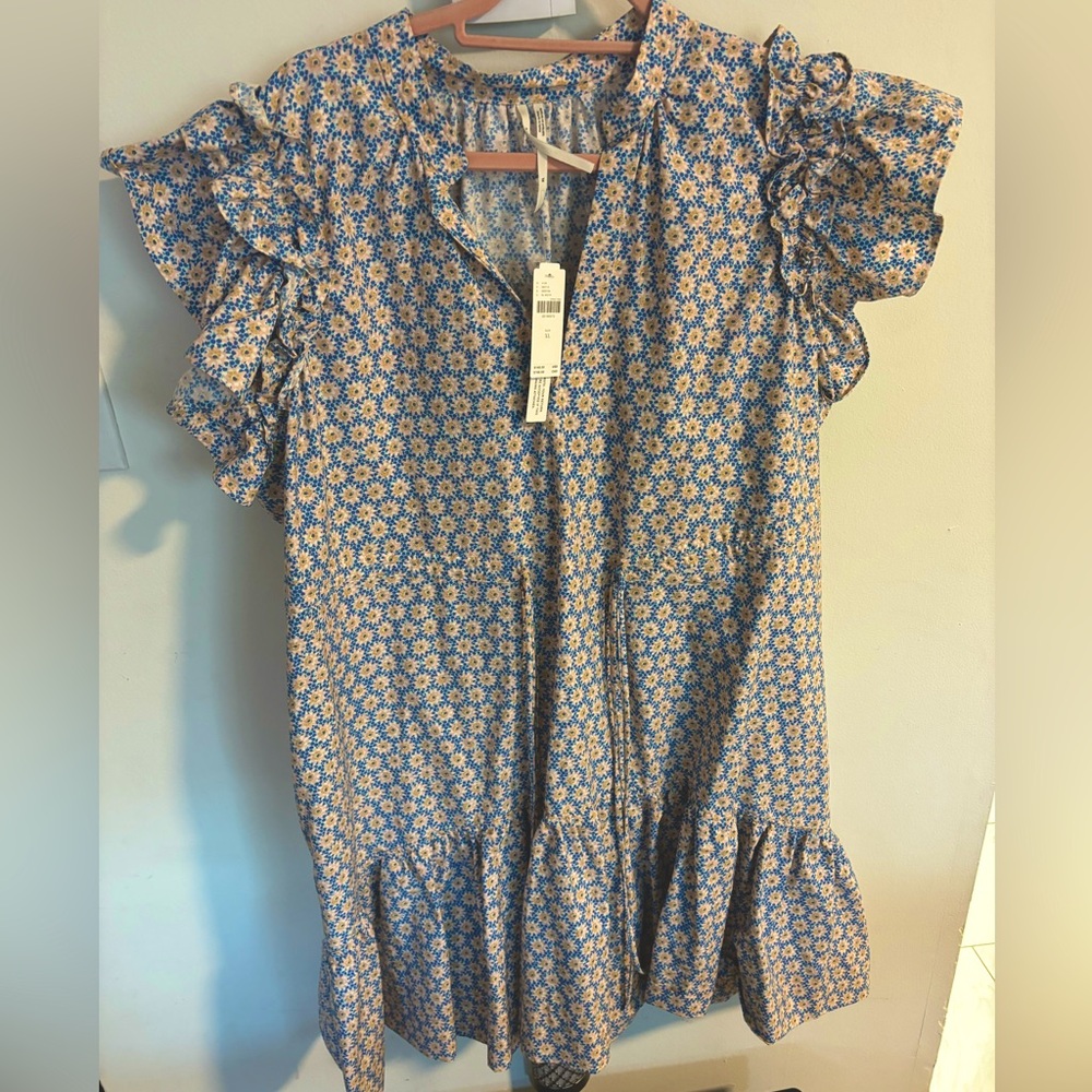 NWT Anthropologie Ruffle sleeve dress